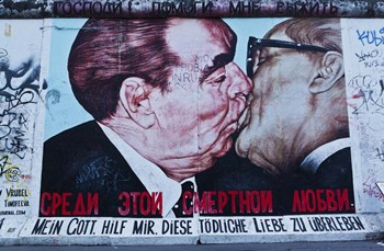Berlin Wall 13 by Duncan art print